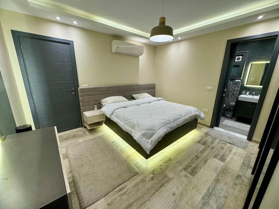 Charming Luxury - New Apartment Cairo