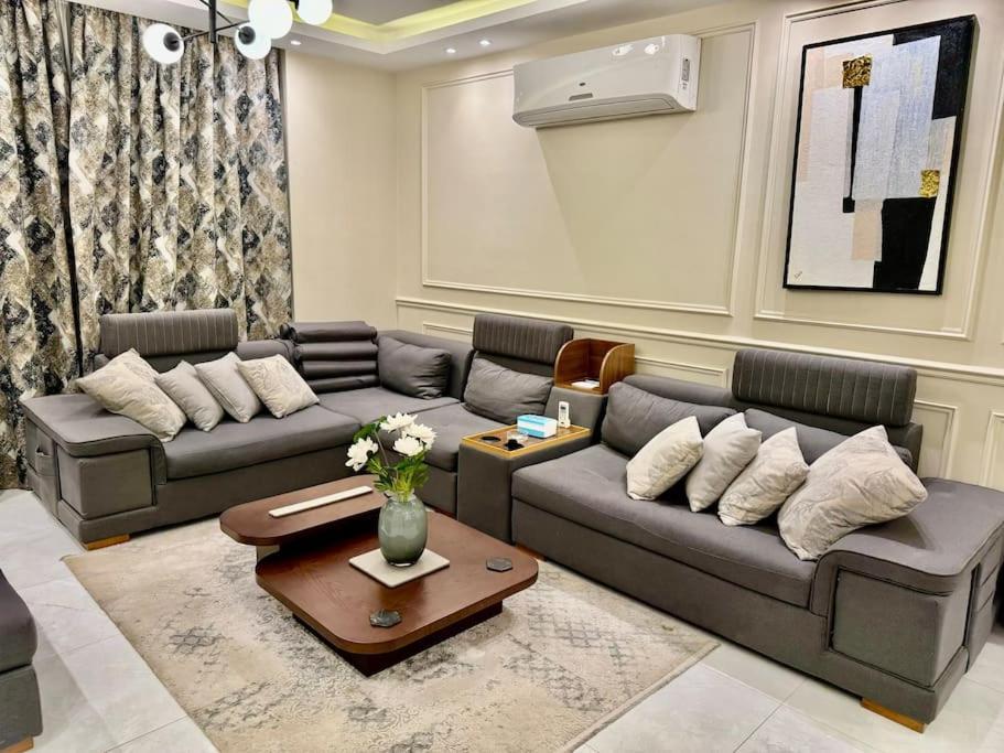 Charming Luxury - New Apartment *